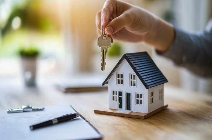 Should Landlords Operate as Sole Traders or Incorporate?